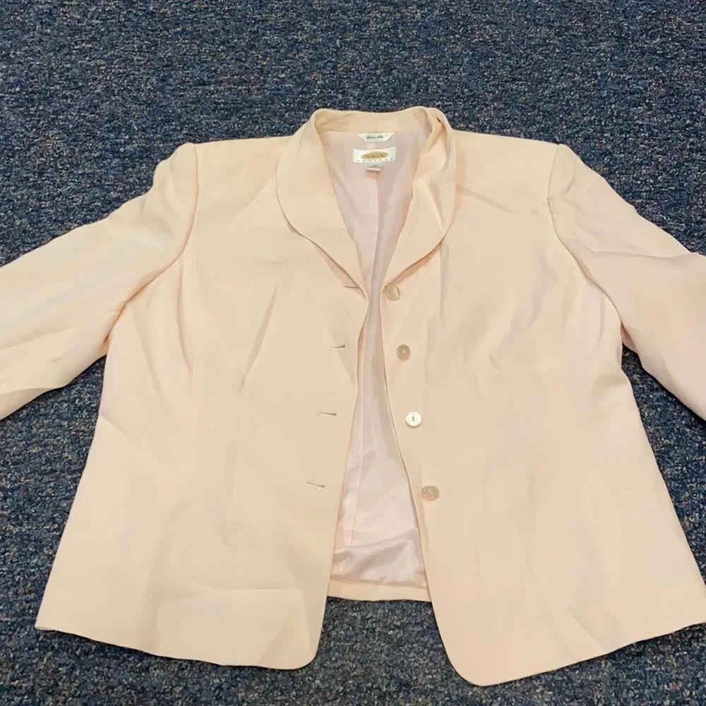 Talbots Silk Blazer Suit sz. 14 petite